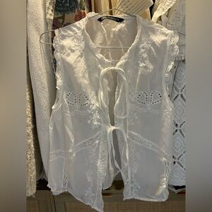 ZARA White Lace Tie-Front top